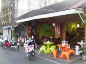 タイの若者が利用するレストラン